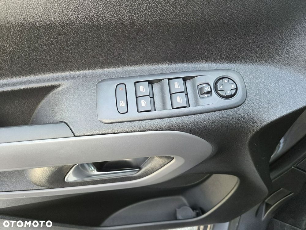 Toyota Proace City Verso 1.5 D-4D Business - 20