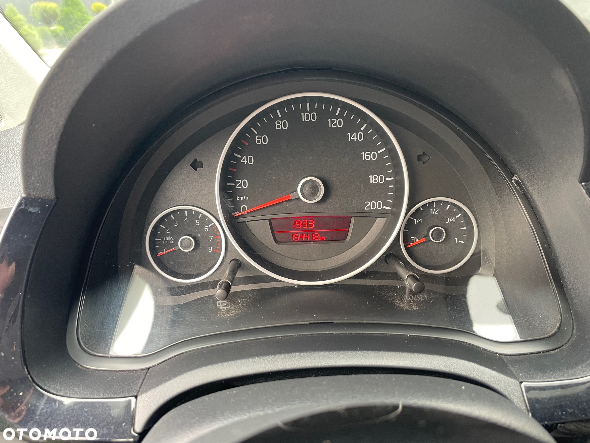Volkswagen up! (BlueMotion Technology) move - 19