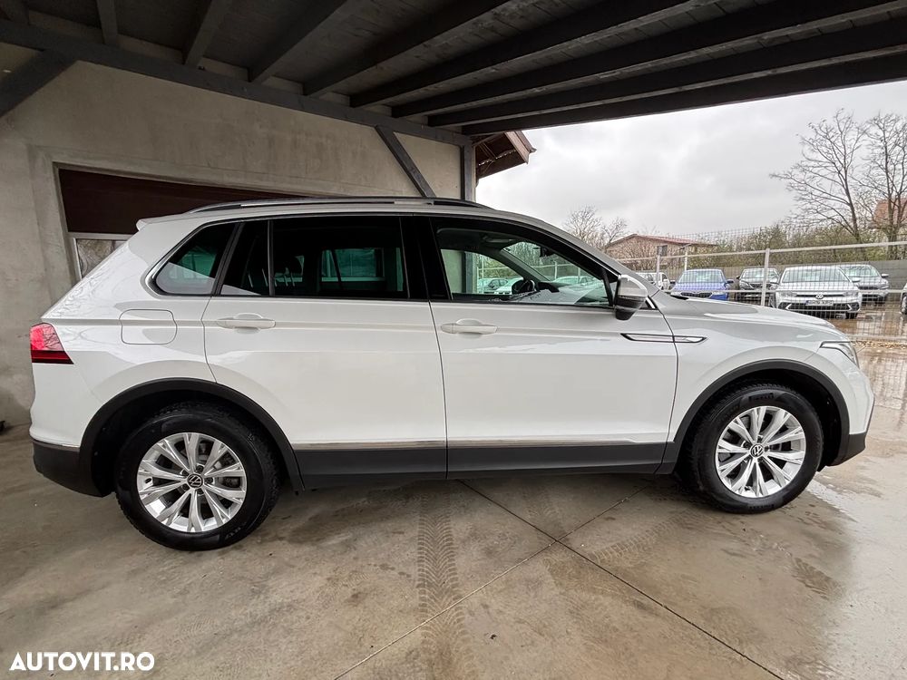 Volkswagen Tiguan 2.0 TDI DSG Life - 10