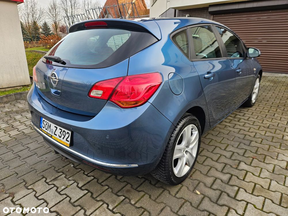 Opel Astra 1.6 ecoFLEX Start/Stop Active - 22
