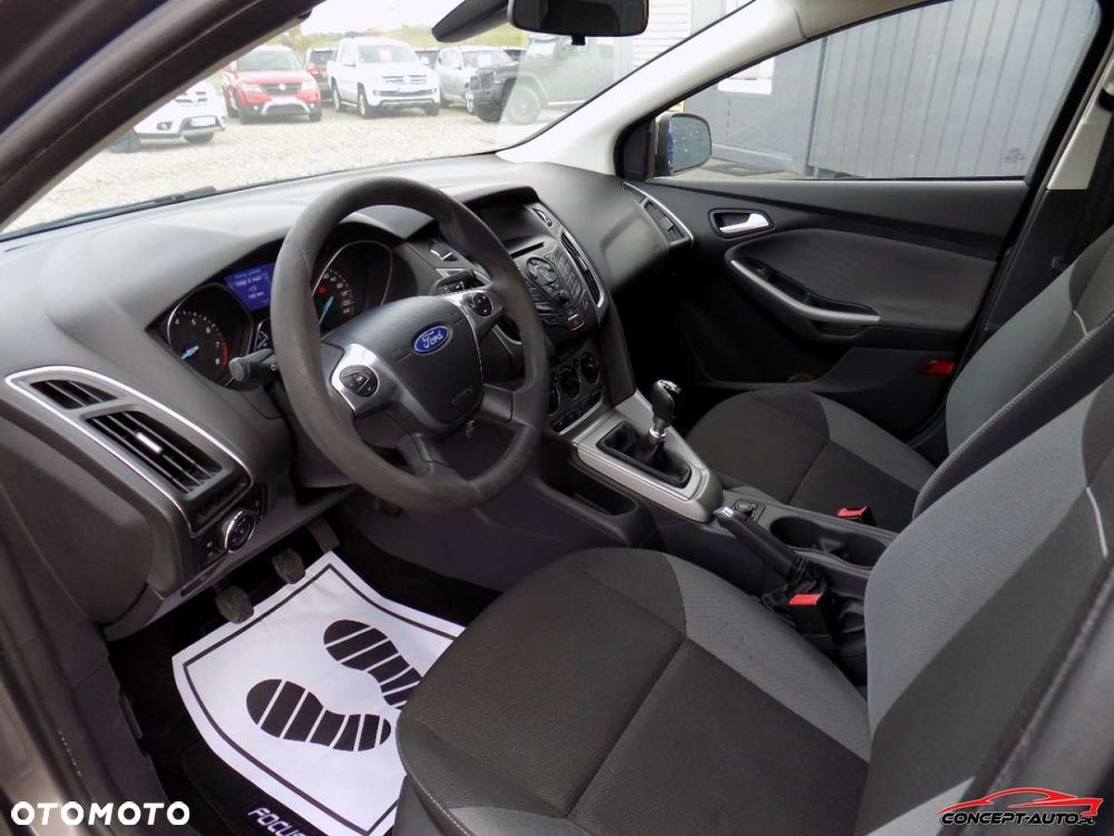 Ford Focus - 14
