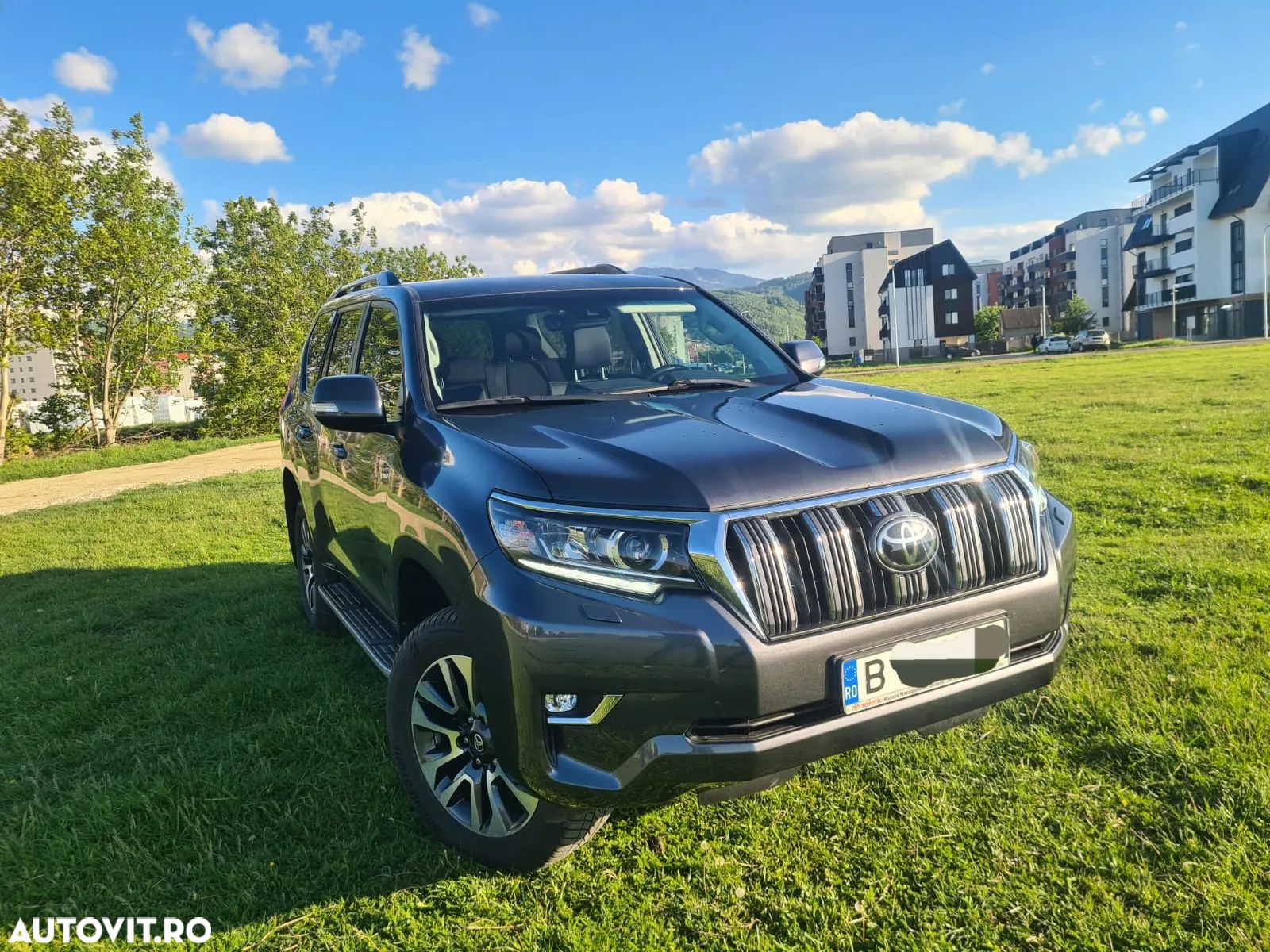 Toyota Land Cruiser 2.8l D-4D 204 CP A/T 7 locuri Executive - 1
