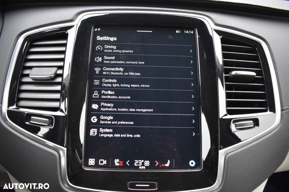 Volvo XC 90 - 22