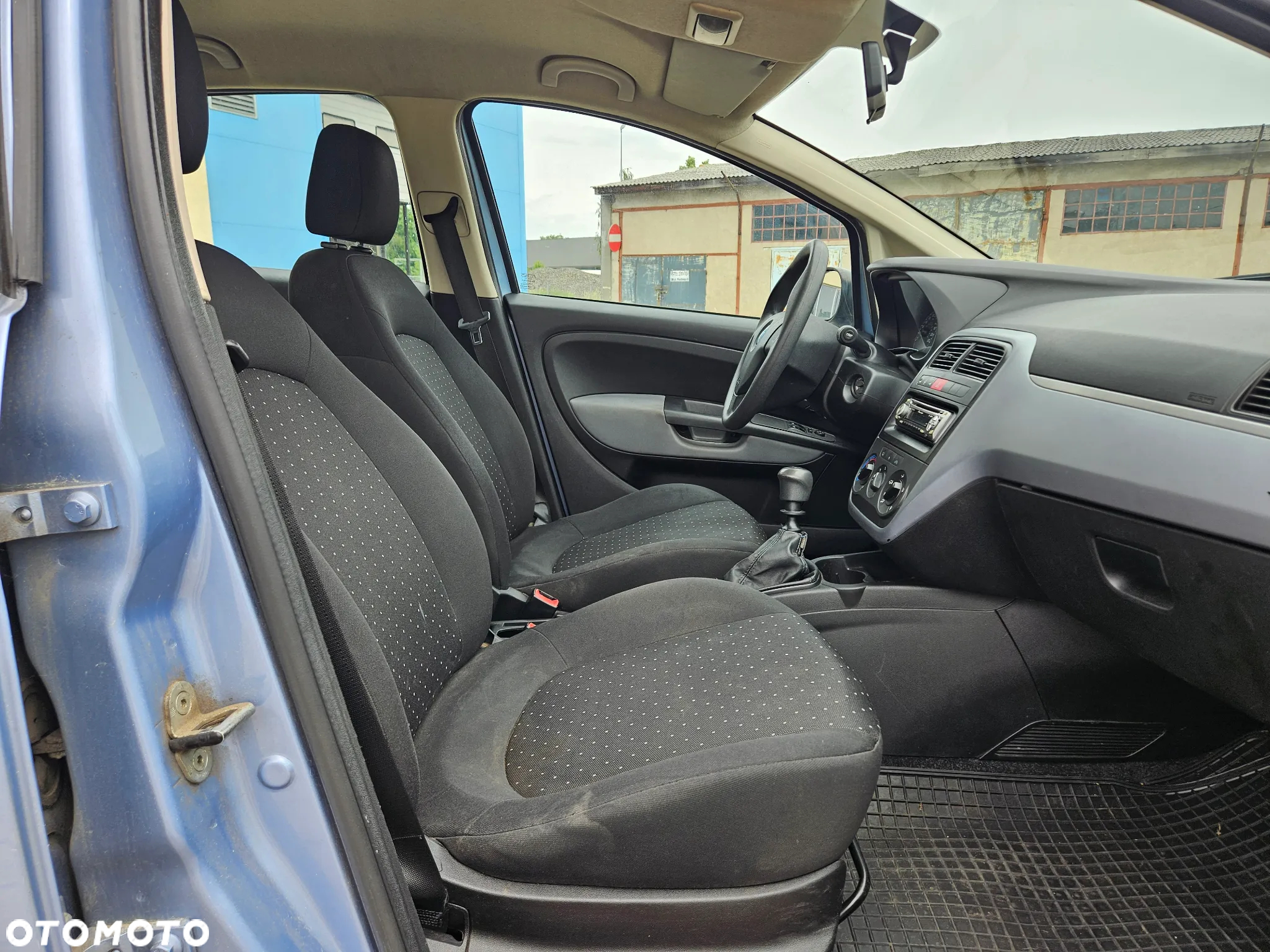 Fiat Grande Punto - 10