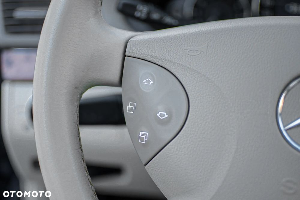 Mercedes-Benz Klasa E 200 Kompressor Automatik Elegance Sport Edition - 21