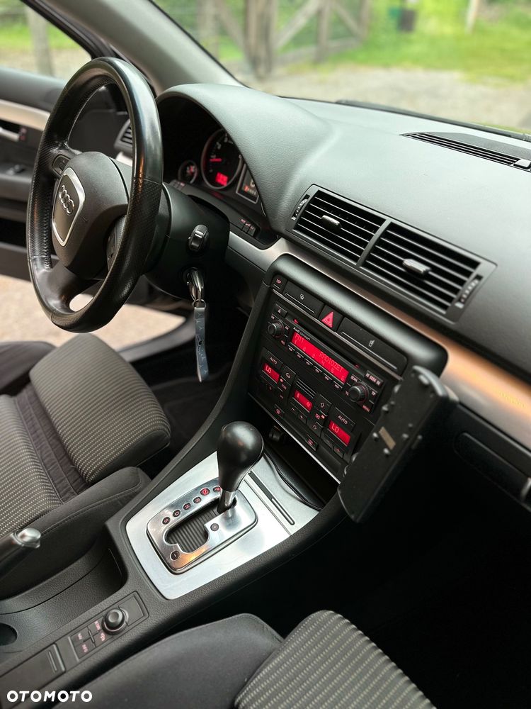 Audi A4 Avant - 7