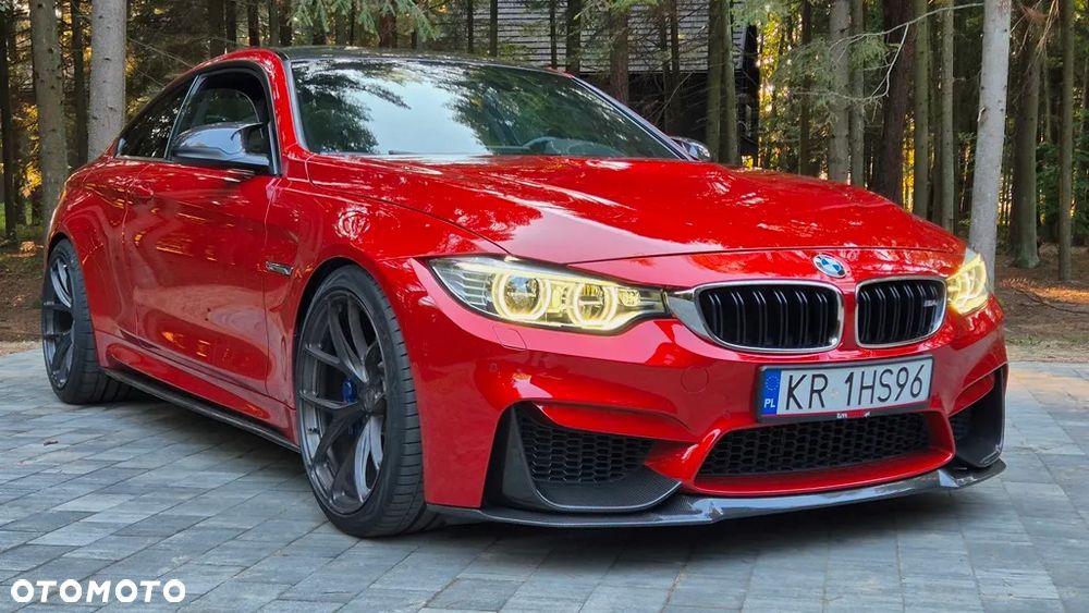 BMW M4 Standard - 28