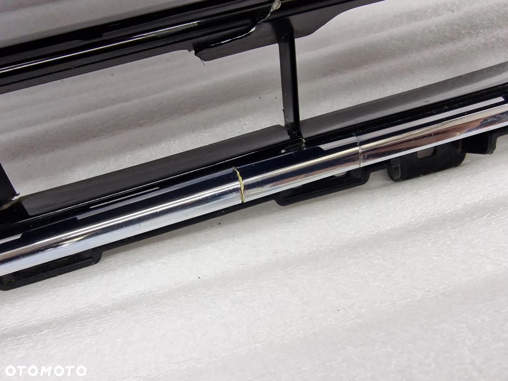 AUDI A4 B8 LIFT 11- ATRAPA / GRILL PRZEDNI PRZÓD , NR 8K0853651E / 8K0853651F , NR AUKCJI GR4 - 11