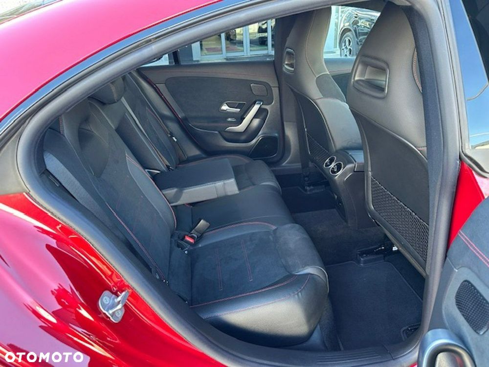 Mercedes-Benz CLA - 29