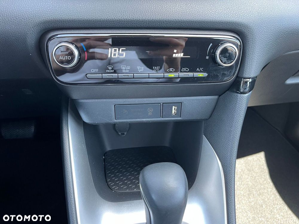Toyota Yaris Hybrid 1.5 Comfort - 16