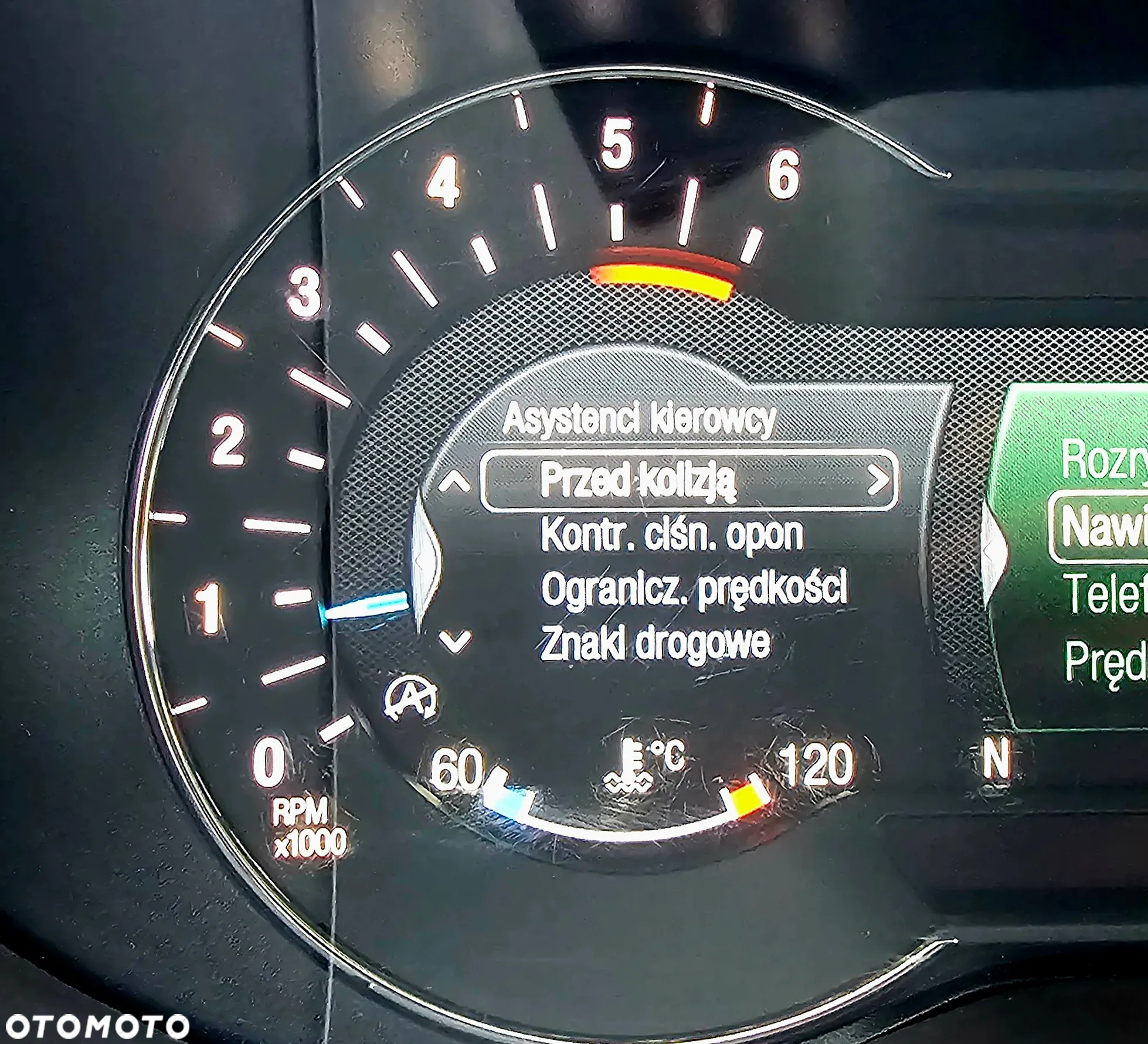 Ford S-Max 2.0 EcoBlue Titanium - 17