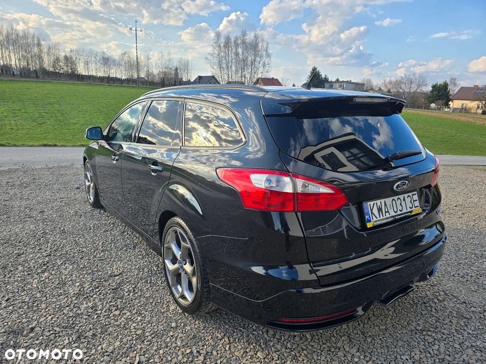 Ford Focus SW 2.0 EcoBoost ST Leather Exclusive Pack - 6