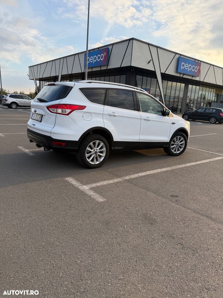 Ford Kuga 2.0 TDCi 4x4 Aut. Titanium - 9