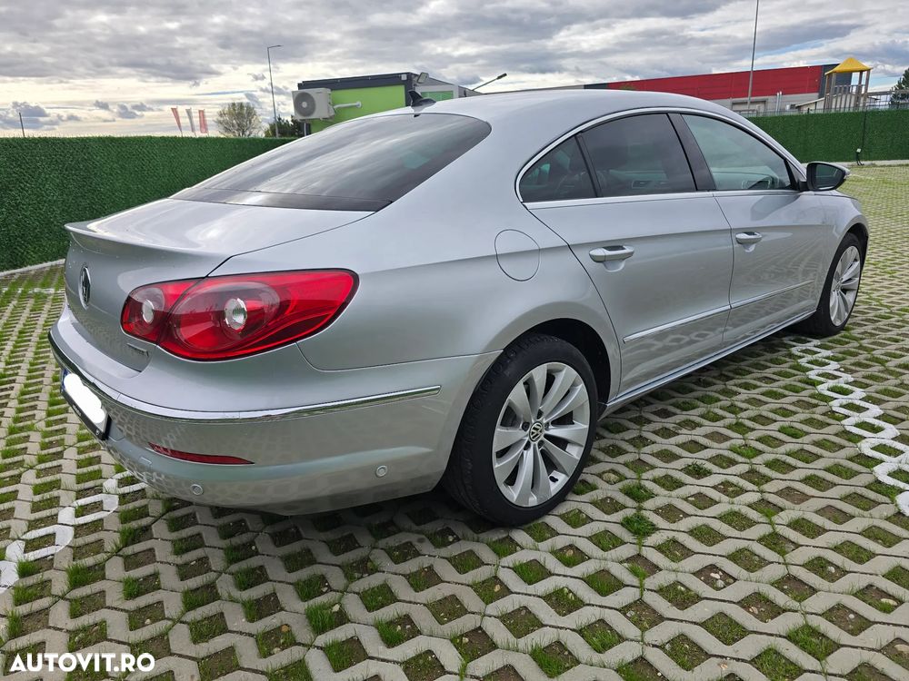 Volkswagen Passat CC 2.0 TDI DSG Blue TDI - 9