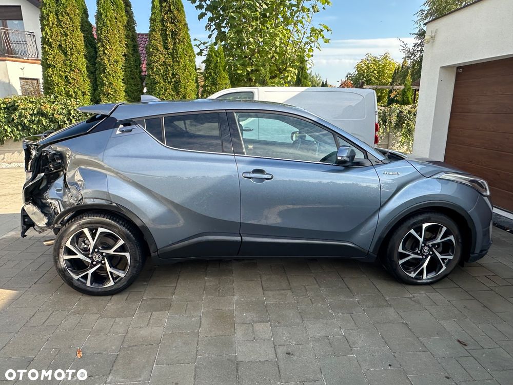 Toyota C-HR - 4