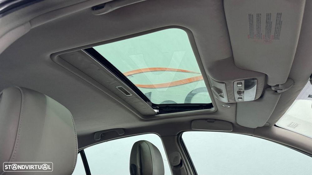 Renault Laguna 1.9 dCi Initiale - 22