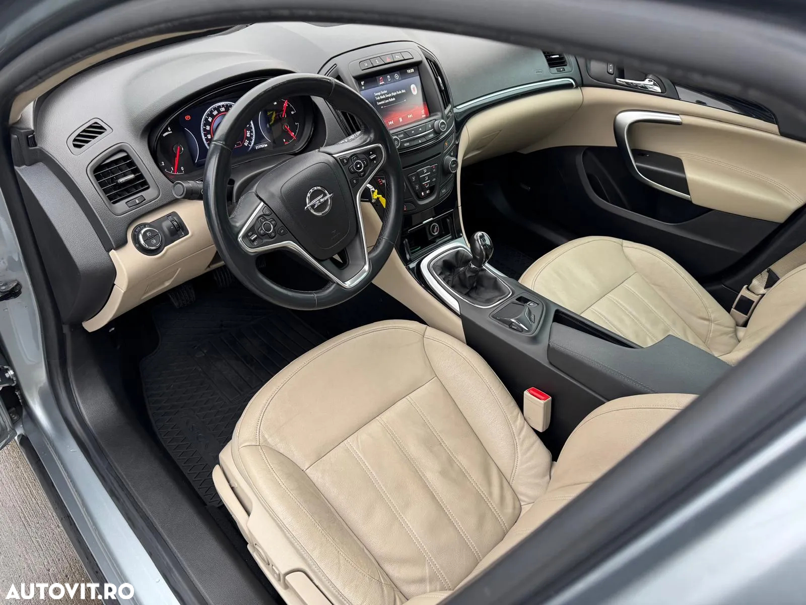 Opel Insignia 2.0 CDTI Sports Tourer Edition - 5
