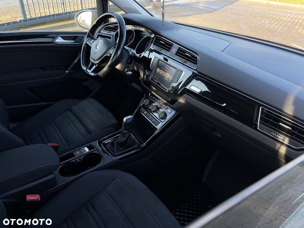 Volkswagen Touran 1.4 TSI (BlueMotion Technology) DSG Highline - 18