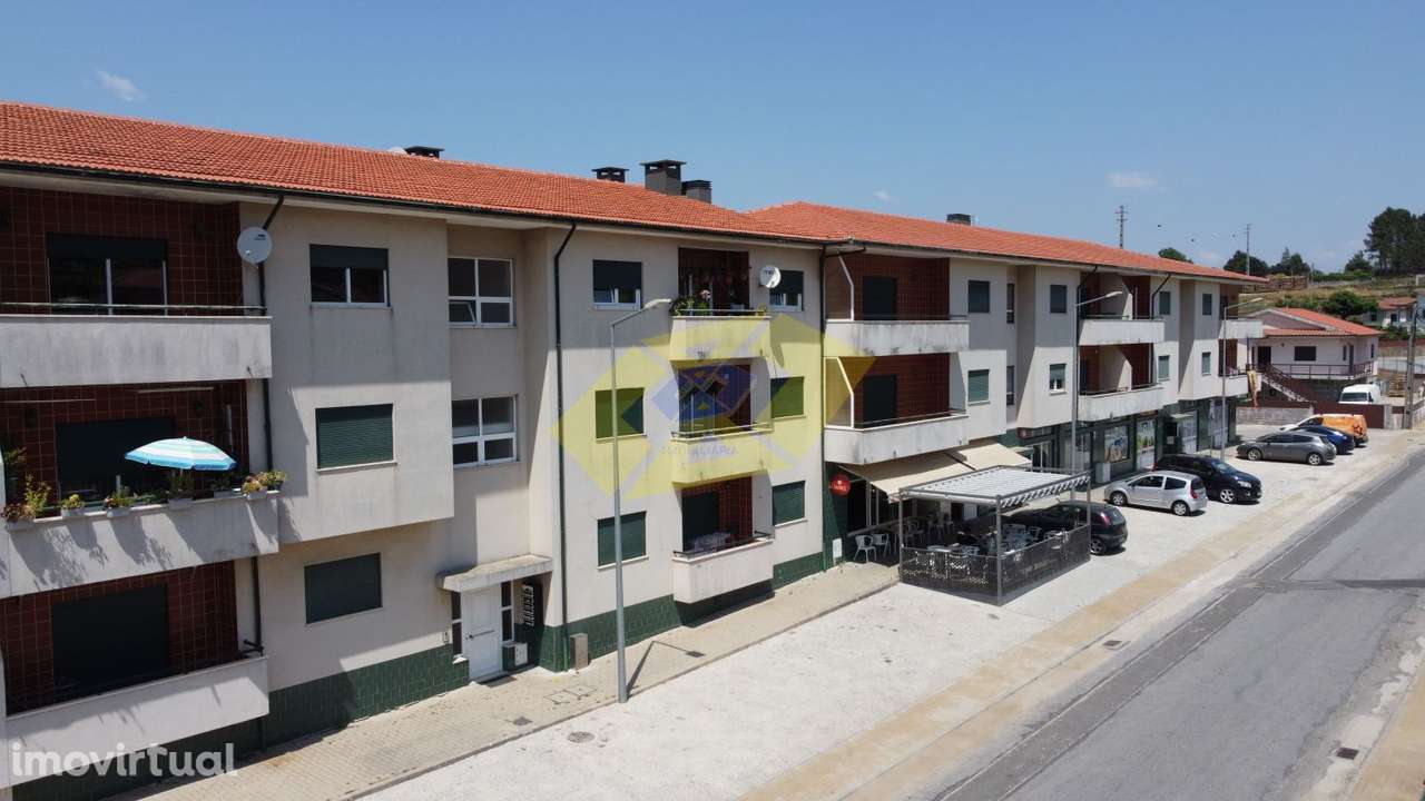 Apartamento T3 em Revinhade (Felgueiras) - Grande imagem: 2/25