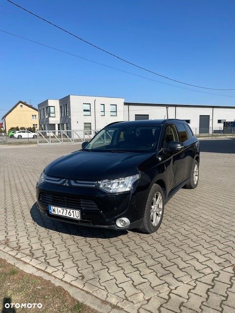 Mitsubishi Outlander 2.0 Intense + - 15