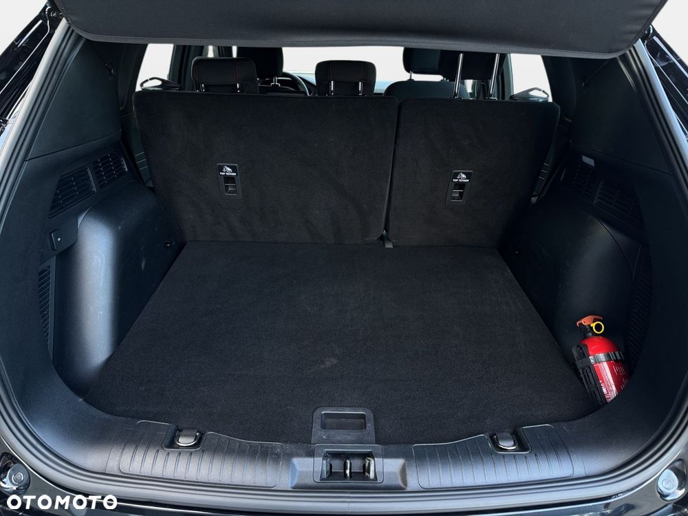 Ford Kuga 1.5 EcoBoost ST-LINE - 25