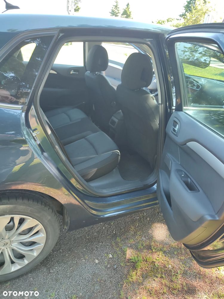 Citroën C4 HDi 90 Attraction - 14