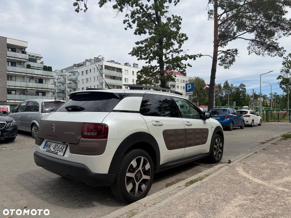 Citroën C4 Cactus 1.2 PureTech Shine S&S - 2