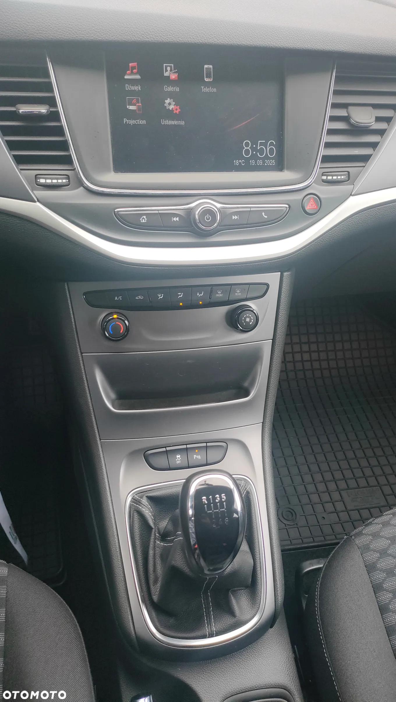 Opel Astra V 1.4 T Enjoy - 14