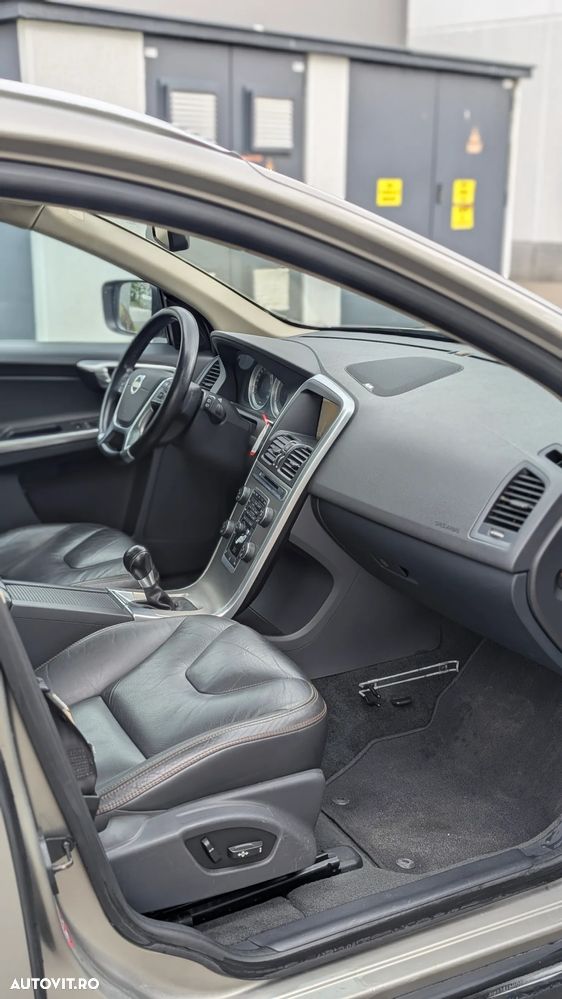 Volvo XC 60 D4 Start-Stop Summum - 9