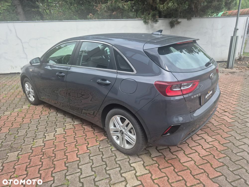 Kia Ceed 1.6 CRDi SCR L Business Line Plus - 4