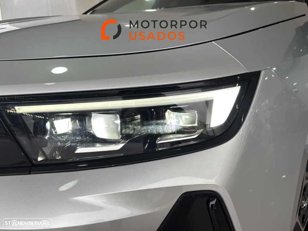 Opel Astra Sports Tourer - 12