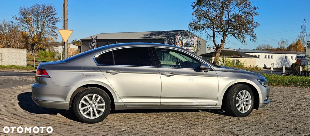 Volkswagen Passat 2.0 TDI BMT Comfortline - 6