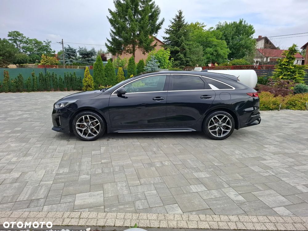 Kia ProCeed 1.5 T-GDI OPF GT LINE - 4
