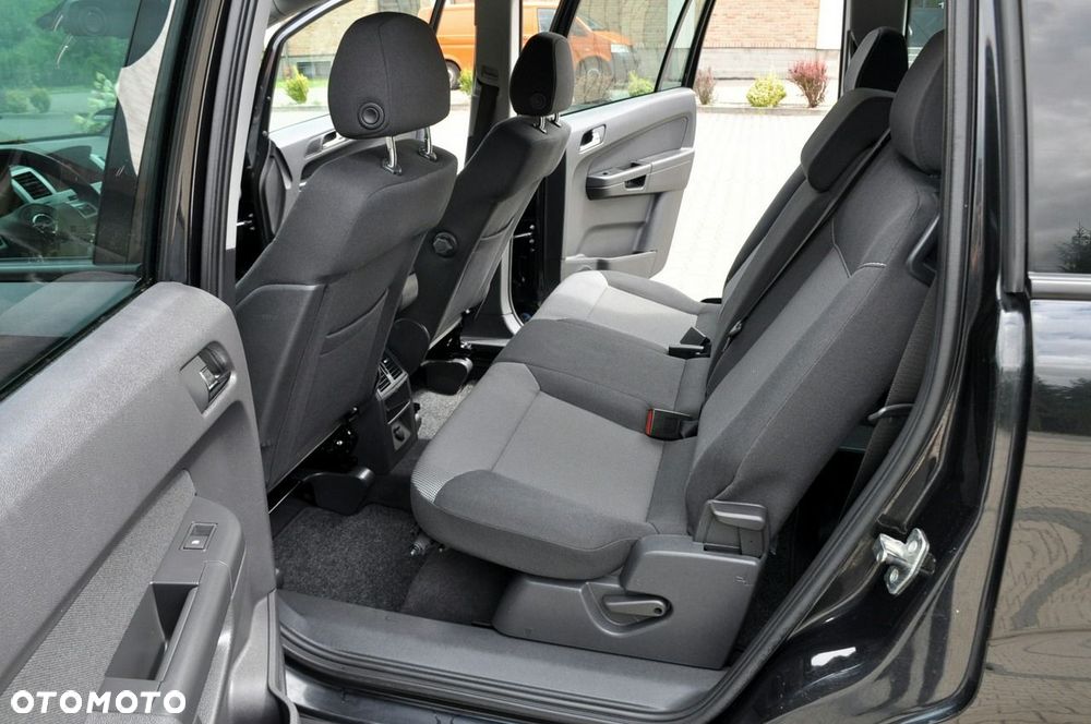 Opel Zafira - 20