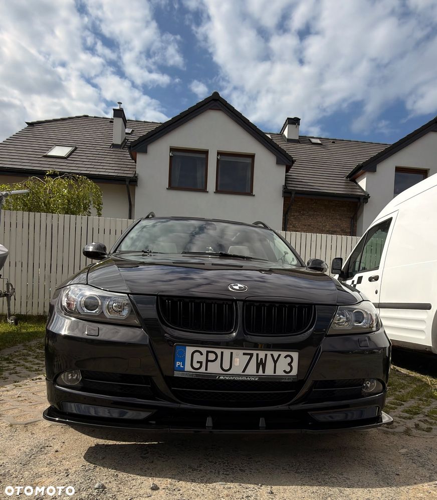 BMW Seria 3 325i - 11