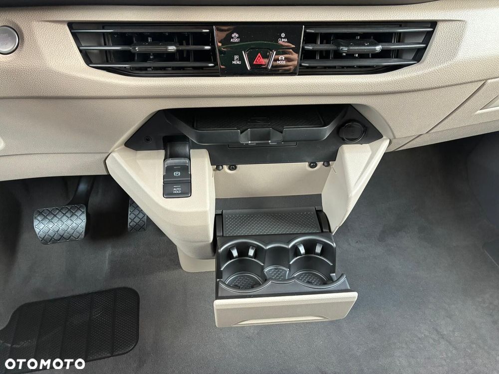 Volkswagen California - 38