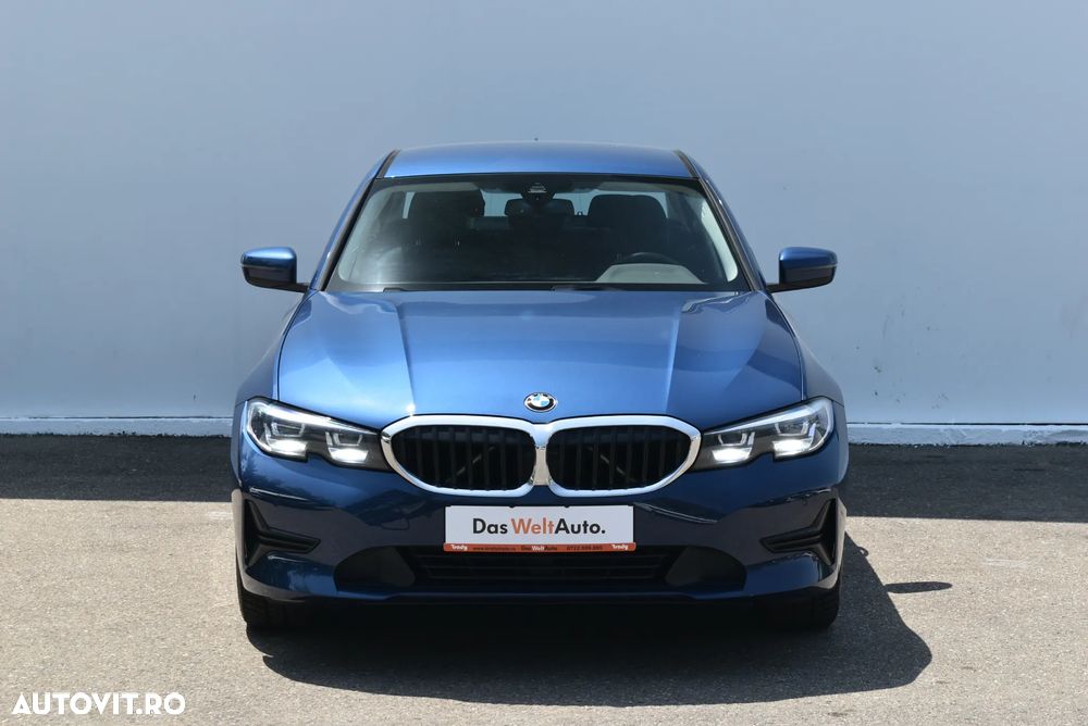 BMW Seria 3 330e Aut. - 12