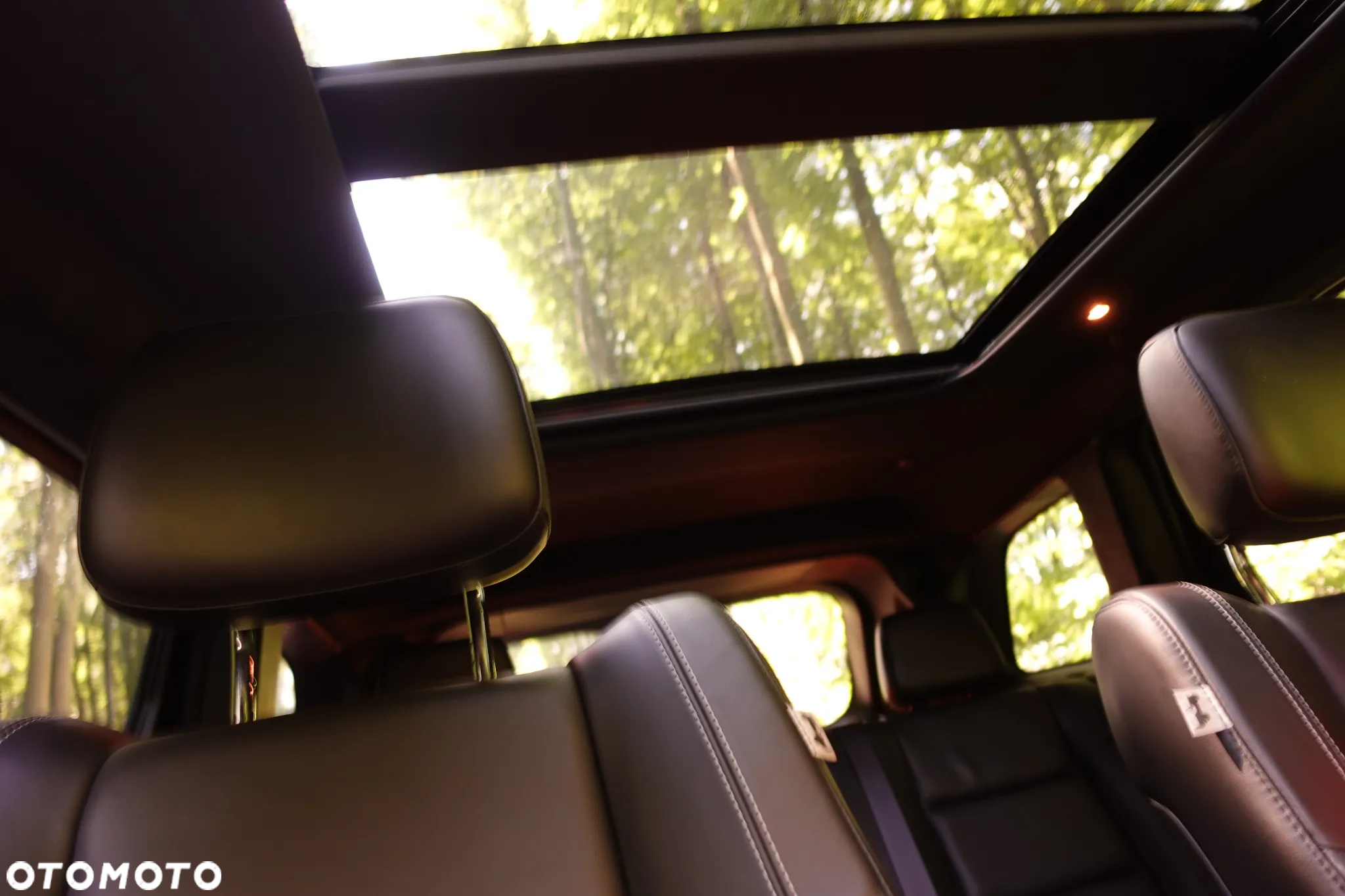 Jeep Grand Cherokee - 12