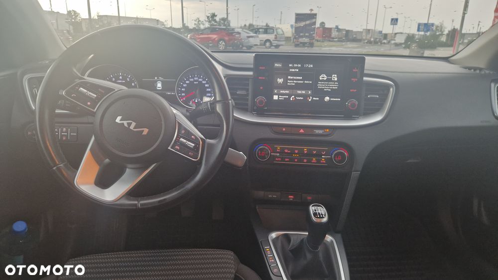 Kia Ceed 1.5 T-GDI M - 19