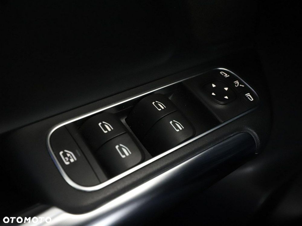 Mercedes-Benz Klasa B 180 d AMG Line 8G-DCT - 39