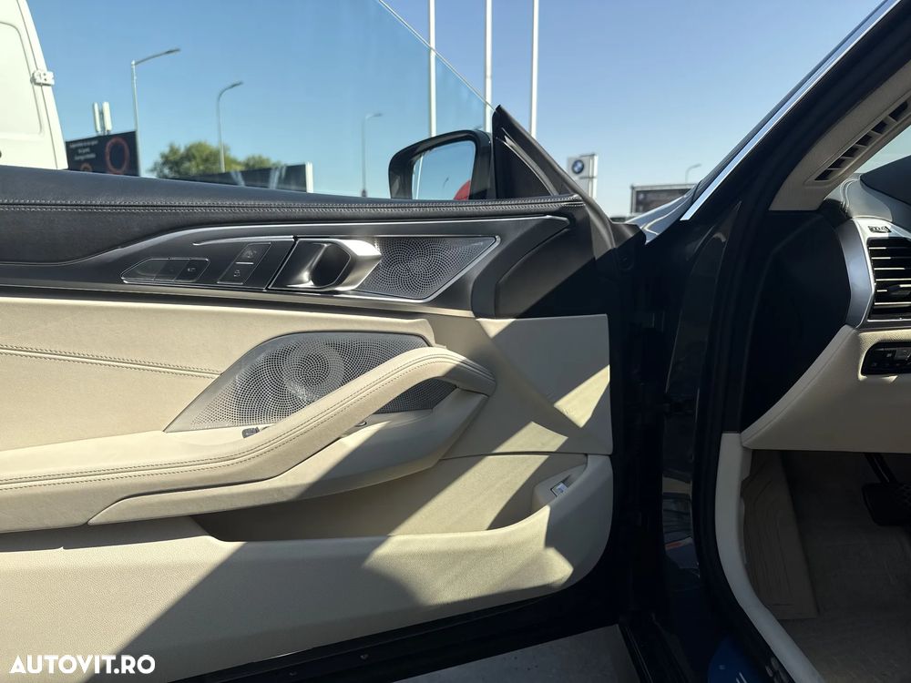 BMW Seria 8 840i xDrive AT - 17