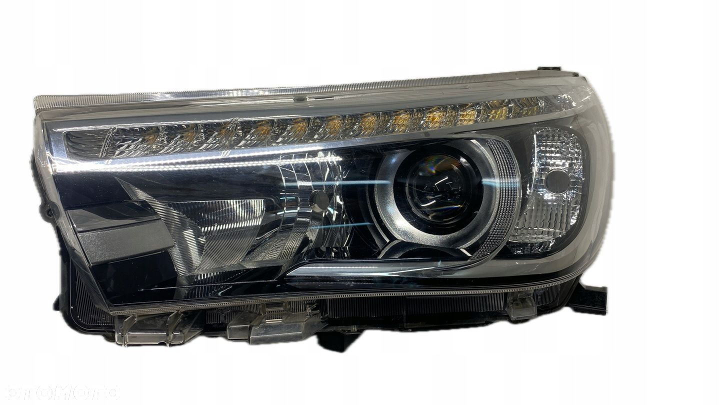 TOYOTA HILUX 8 VIII LAMPA LED PRZEDNIA PRZÓD LEAW LEWY REFLEKTOR 15-19 - 1