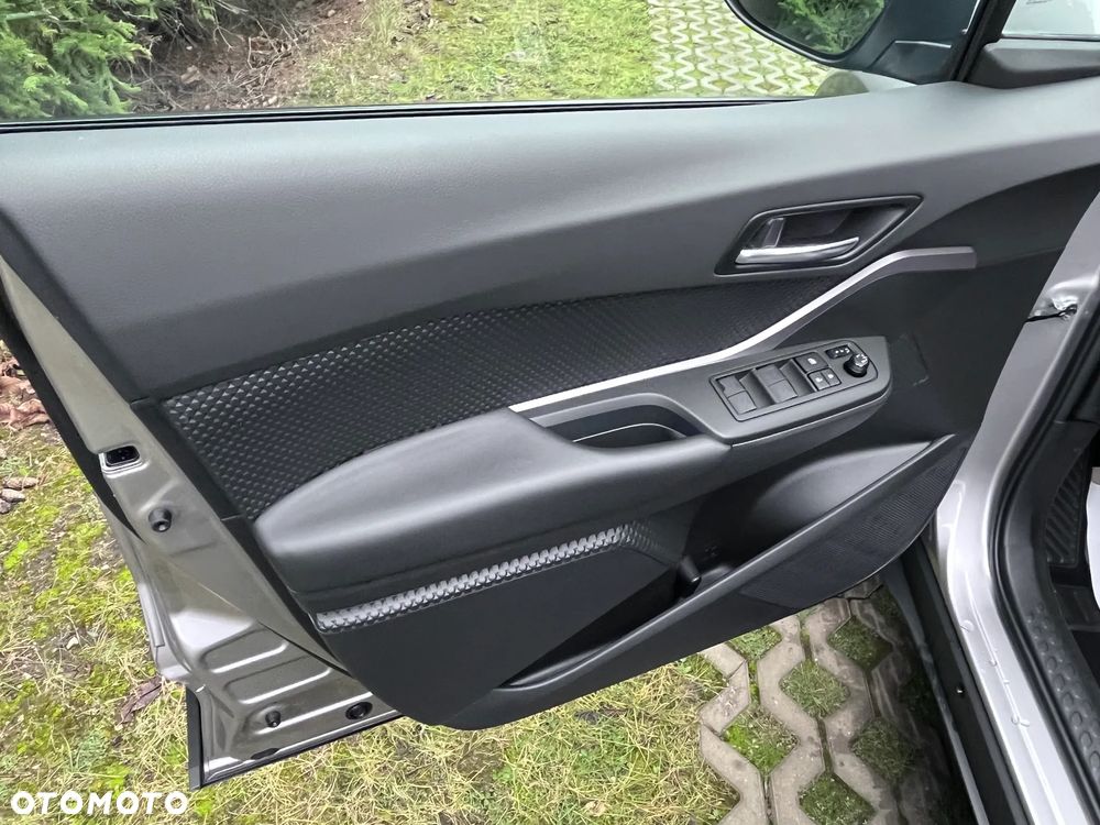 Toyota C-HR Business-Edition - 12