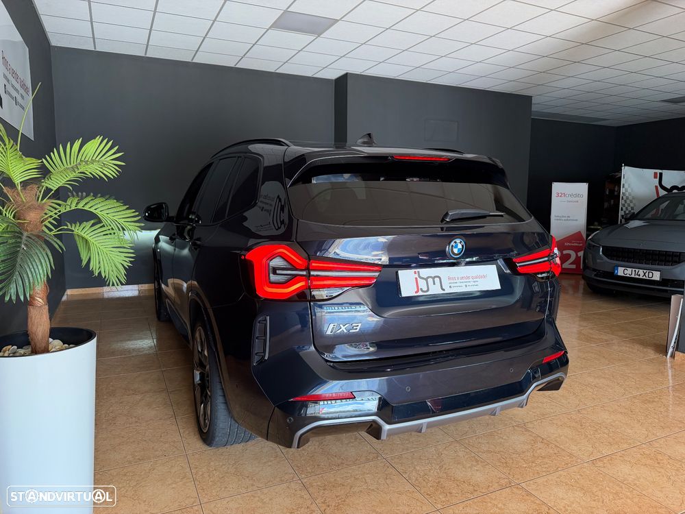 BMW iX3 M Sport Impressive - 24