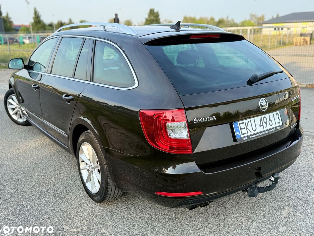 Skoda Superb 1.6 TDI GreenLine - 8