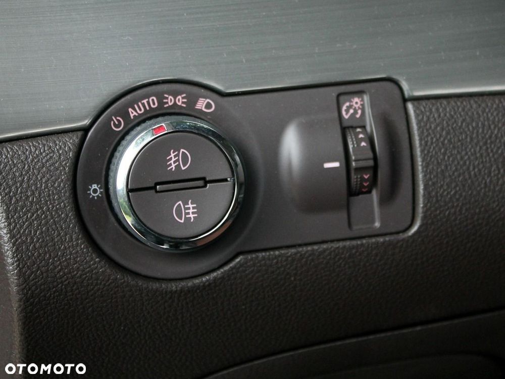 Opel Mokka - 32