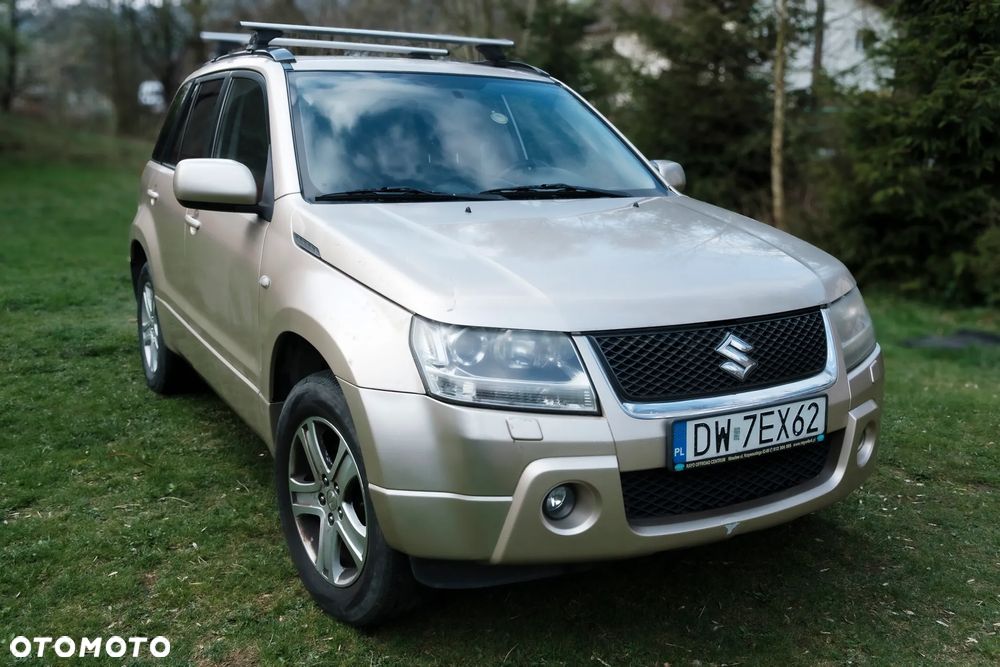 Suzuki Grand Vitara 2.0 De Luxe - 8