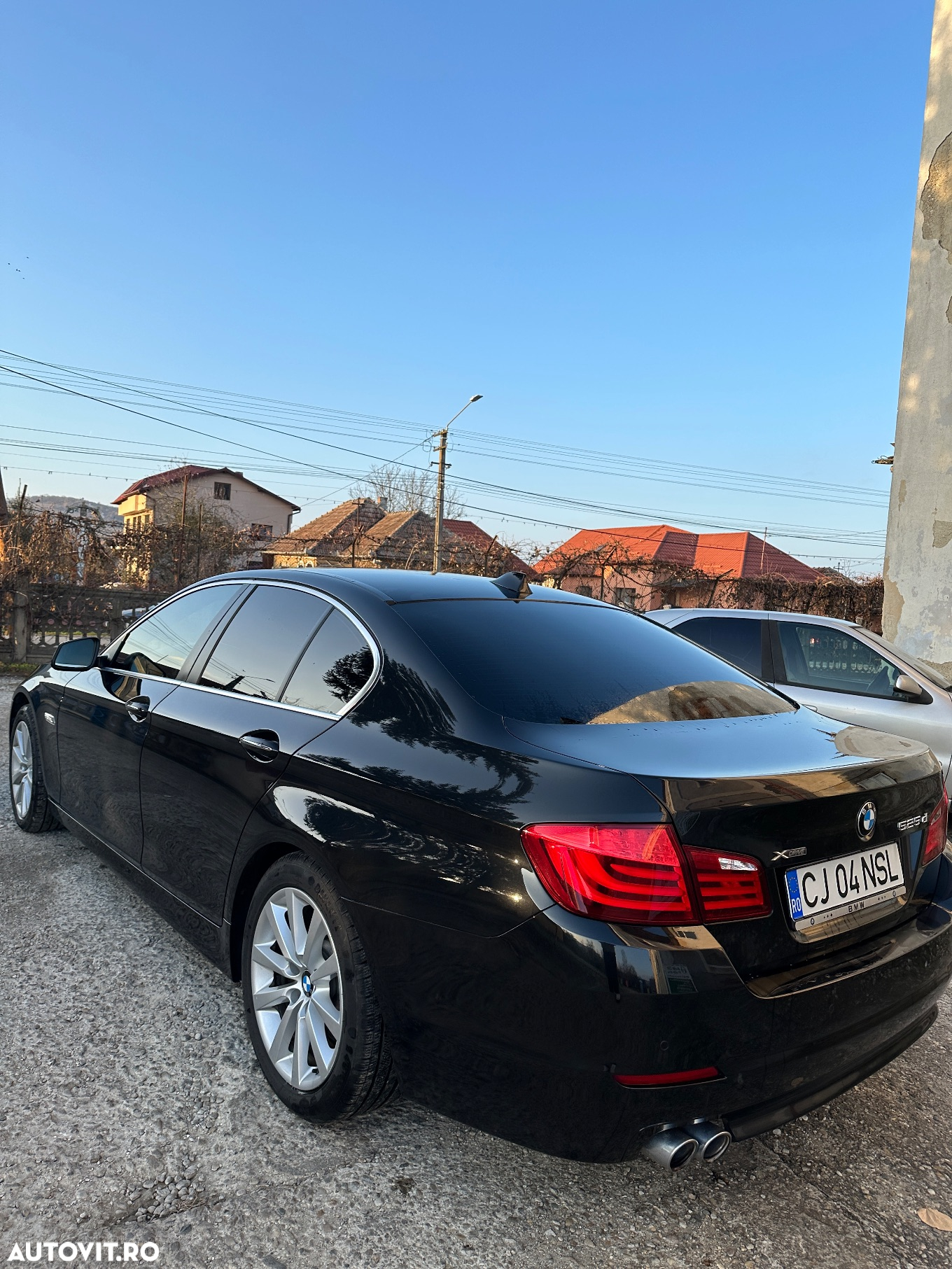 BMW Seria 5 525d xDrive AT - 10