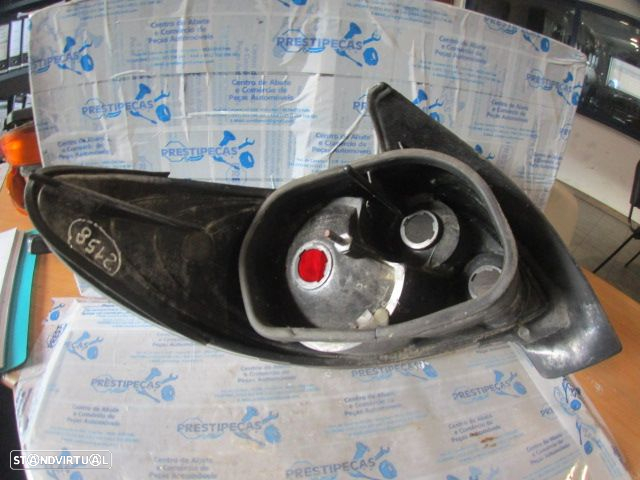 Farol Tras Stop2158 PEUGEOT 206 CC 2002 DRT PEUGEOT 206 2000 1.9D 70CV 3P BRANCO DRT - 2