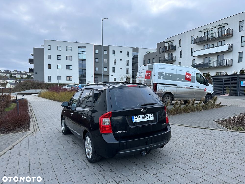 Kia Carens CRDi DPF LX - 4
